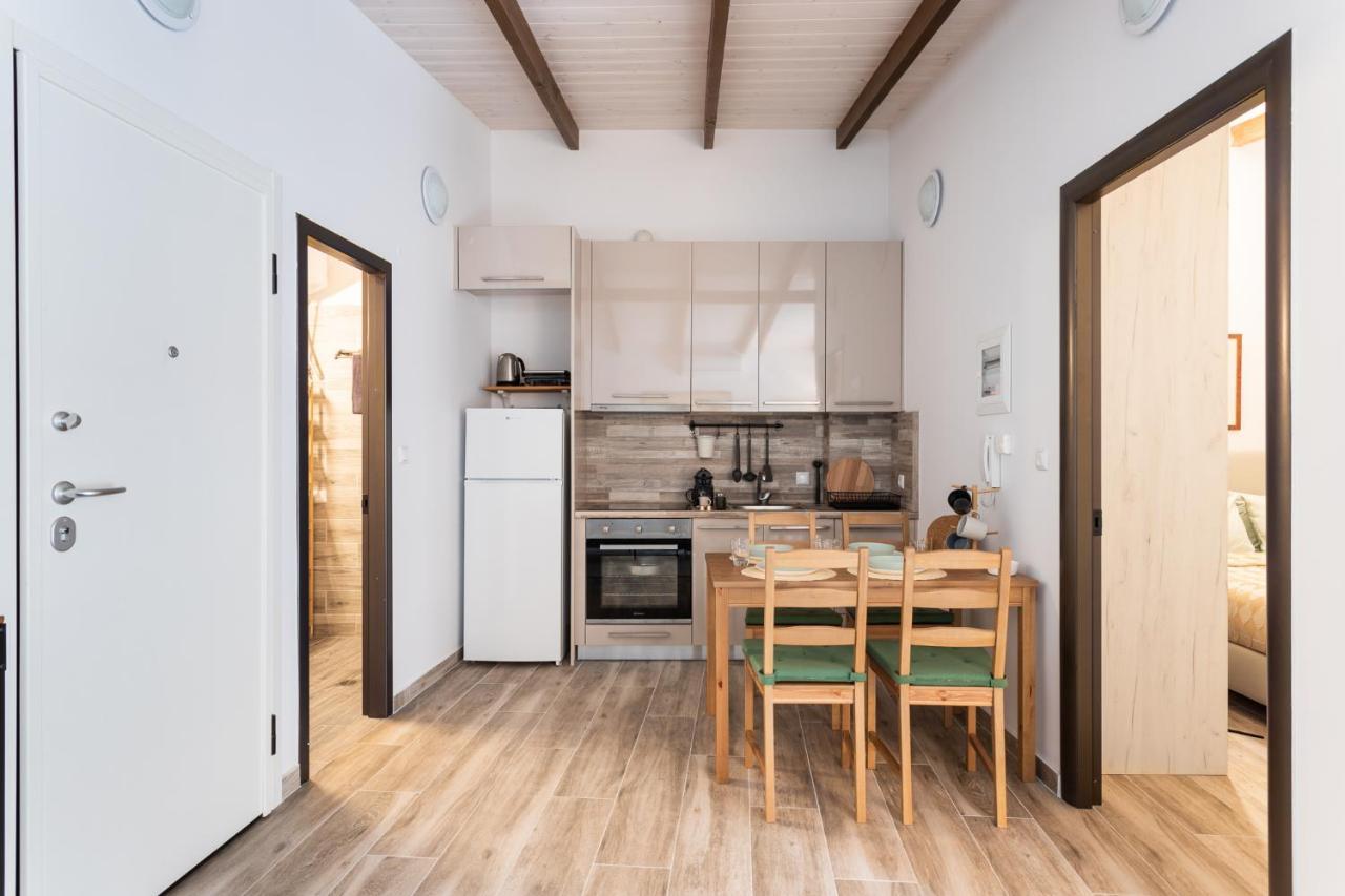 Modern City Center Loft Ioannina Exterior photo